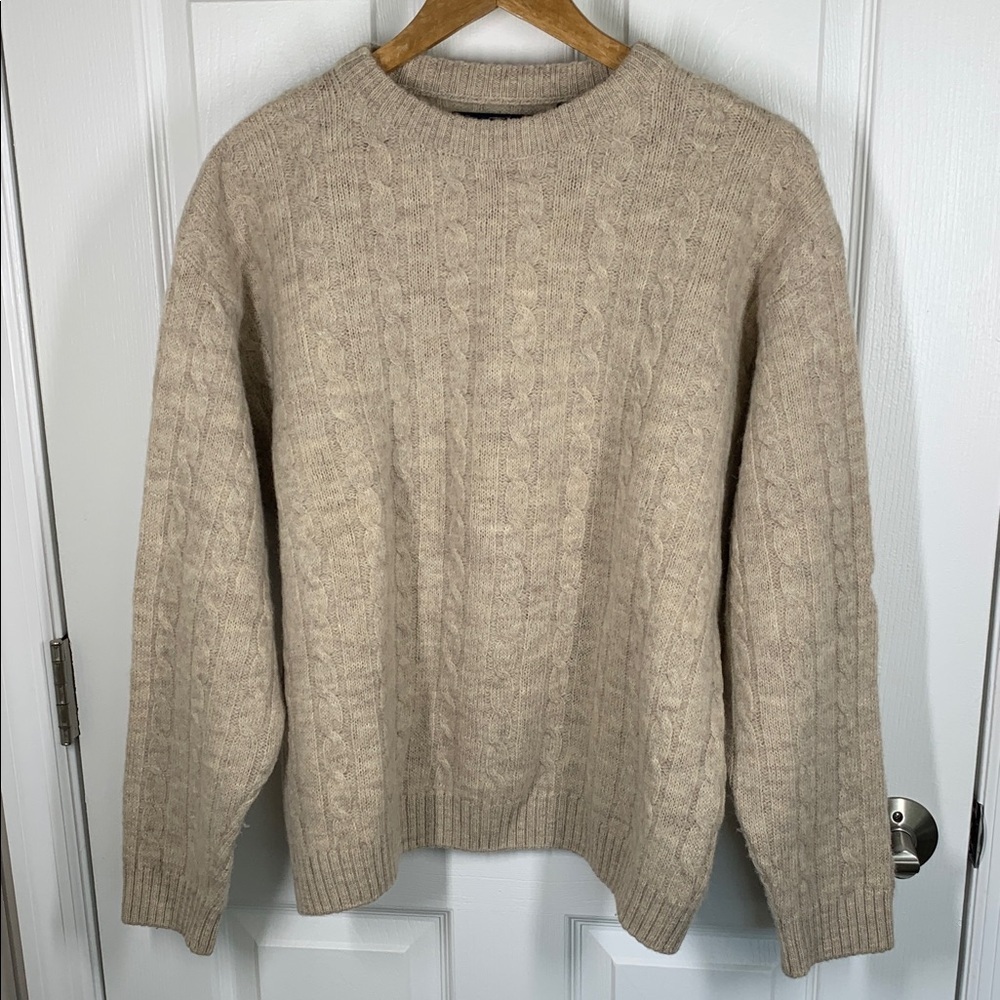 Vintage International Waters shetland wool cable knit sweater tan size large